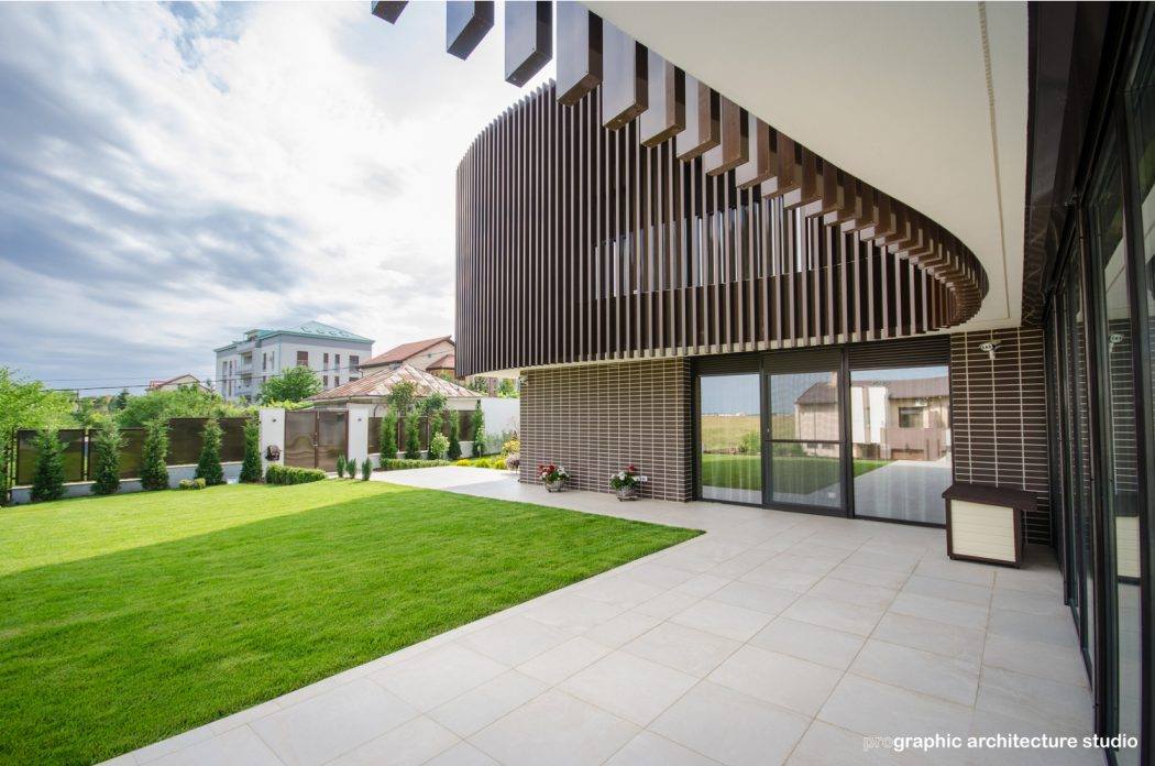 Zamonaviy villa kompozit panelli